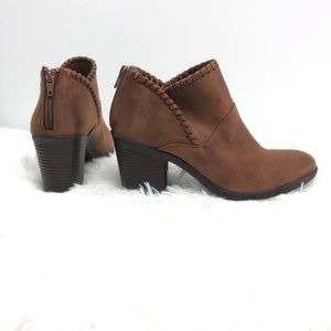 Sofft Brown Ankle Booties